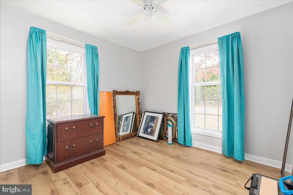 10346 GROVES FARM RD, MIDLAND, Virginia, 4 Bedrooms Bedrooms, ,2 BathroomsBathrooms,Residential,10346 GROVES FARM RD,VAFQ2019480 MLS # VAFQ2019480 10346 GROVES FARM RD, MIDLAND, Virginia, 4 Bedrooms Bedrooms, ,2 BathroomsBathrooms,Residential,10346 GROVES FARM RD,VAFQ2019480 MLS # VAFQ2019480