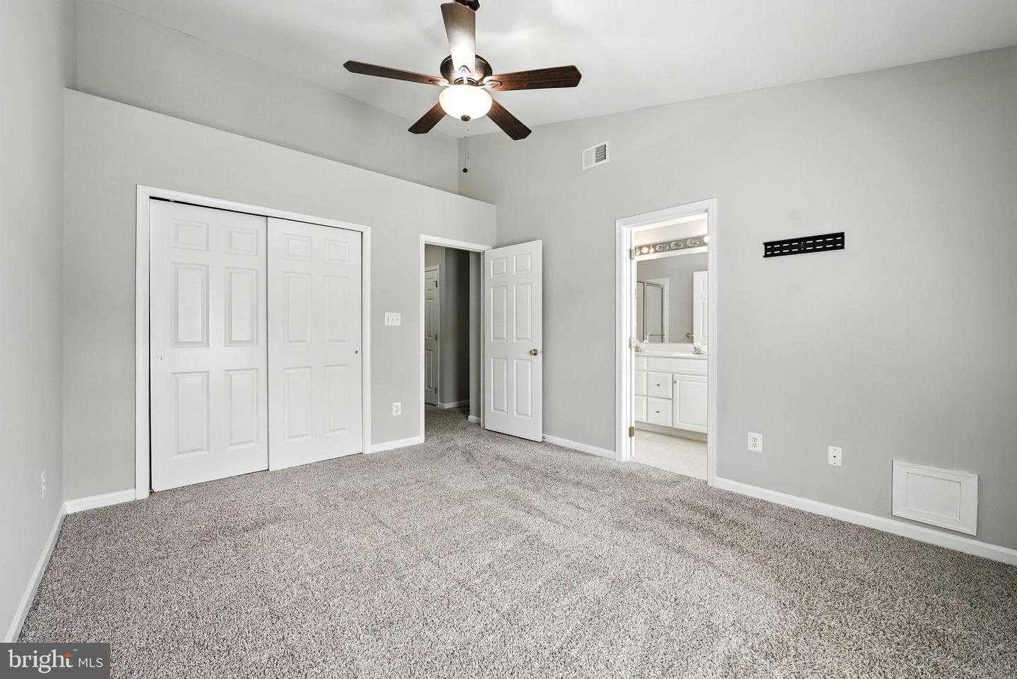 42768 KEARNEY TER, CHANTILLY, Virginia 20152, 3 Bedrooms Bedrooms, 7 Rooms Rooms,3 BathroomsBathrooms,Residential,For sale,42768 KEARNEY TER,VALO2105260 MLS # VALO2105260