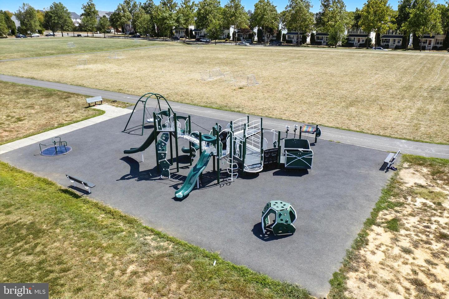 42768 KEARNEY TER, CHANTILLY, Virginia 20152, 3 Bedrooms Bedrooms, 7 Rooms Rooms,3 BathroomsBathrooms,Residential,For sale,42768 KEARNEY TER,VALO2105260 MLS # VALO2105260