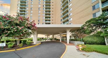501 SLATERS LN #402, ALEXANDRIA, Virginia 22314, 1 Bedroom Bedrooms, ,1 BathroomBathrooms,Residential,For sale,501 SLATERS LN #402,VAAX2048992 MLS # VAAX2048992
