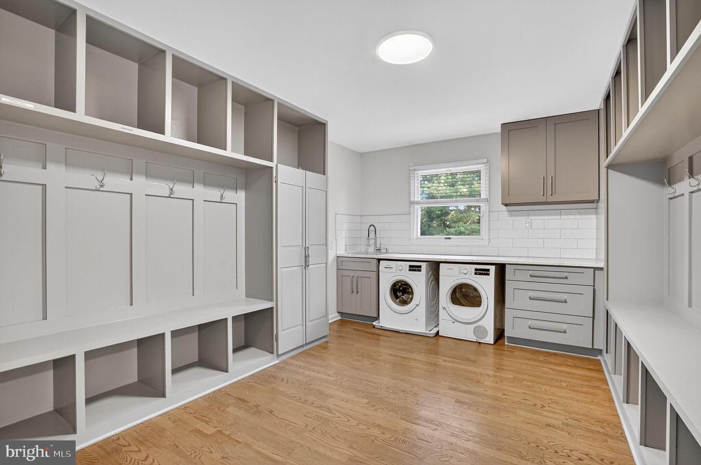 1179 BALLANTRAE LN, MCLEAN, Virginia 22101, 5 Bedrooms Bedrooms, 22 Rooms Rooms,7 BathroomsBathrooms,Residential,For sale,1179 BALLANTRAE LN,VAFX2264628 MLS # VAFX2264628