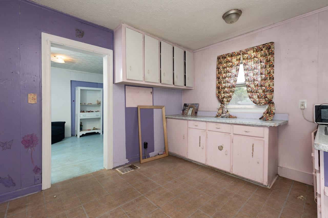 711 EIGHTH ST, SHENANDOAH, Virginia 22849, 2 Bedrooms Bedrooms, ,1 BathroomBathrooms,Residential,711 EIGHTH ST,667373 MLS # 667373