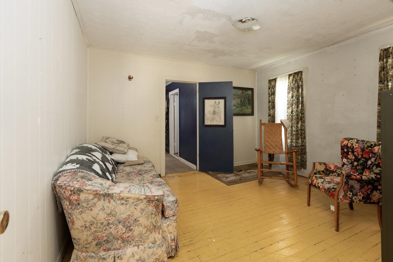 711 EIGHTH ST, SHENANDOAH, Virginia 22849, 2 Bedrooms Bedrooms, ,1 BathroomBathrooms,Residential,711 EIGHTH ST,667373 MLS # 667373