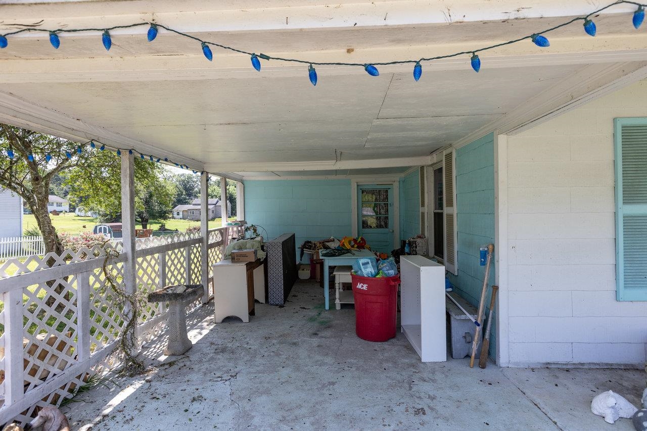 711 EIGHTH ST, SHENANDOAH, Virginia 22849, 2 Bedrooms Bedrooms, ,1 BathroomBathrooms,Residential,711 EIGHTH ST,667373 MLS # 667373