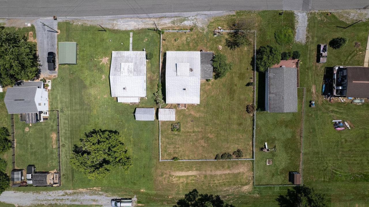 711 EIGHTH ST, SHENANDOAH, Virginia 22849, 2 Bedrooms Bedrooms, ,1 BathroomBathrooms,Residential,711 EIGHTH ST,667373 MLS # 667373