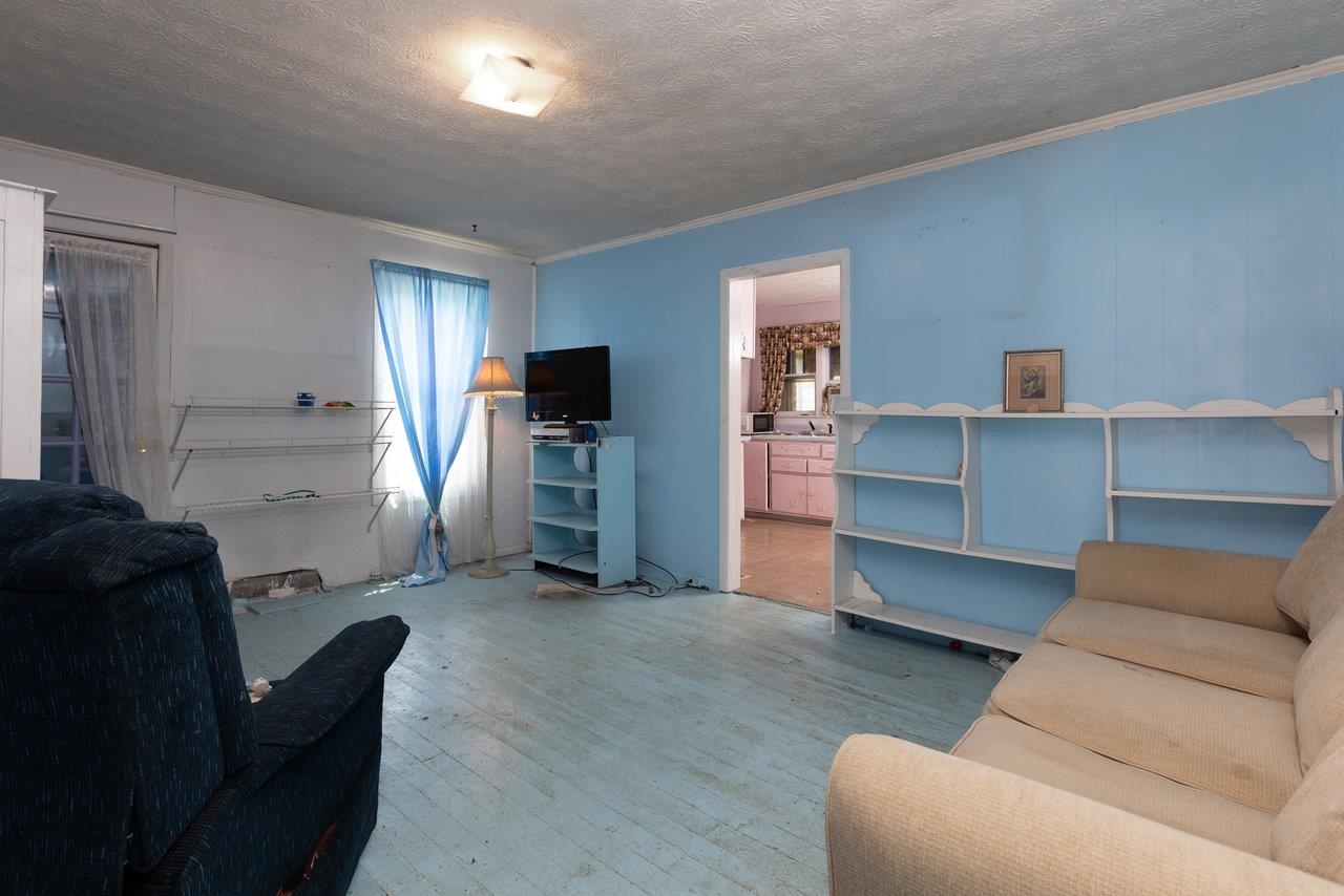 711 EIGHTH ST, SHENANDOAH, Virginia 22849, 2 Bedrooms Bedrooms, ,1 BathroomBathrooms,Residential,711 EIGHTH ST,667373 MLS # 667373