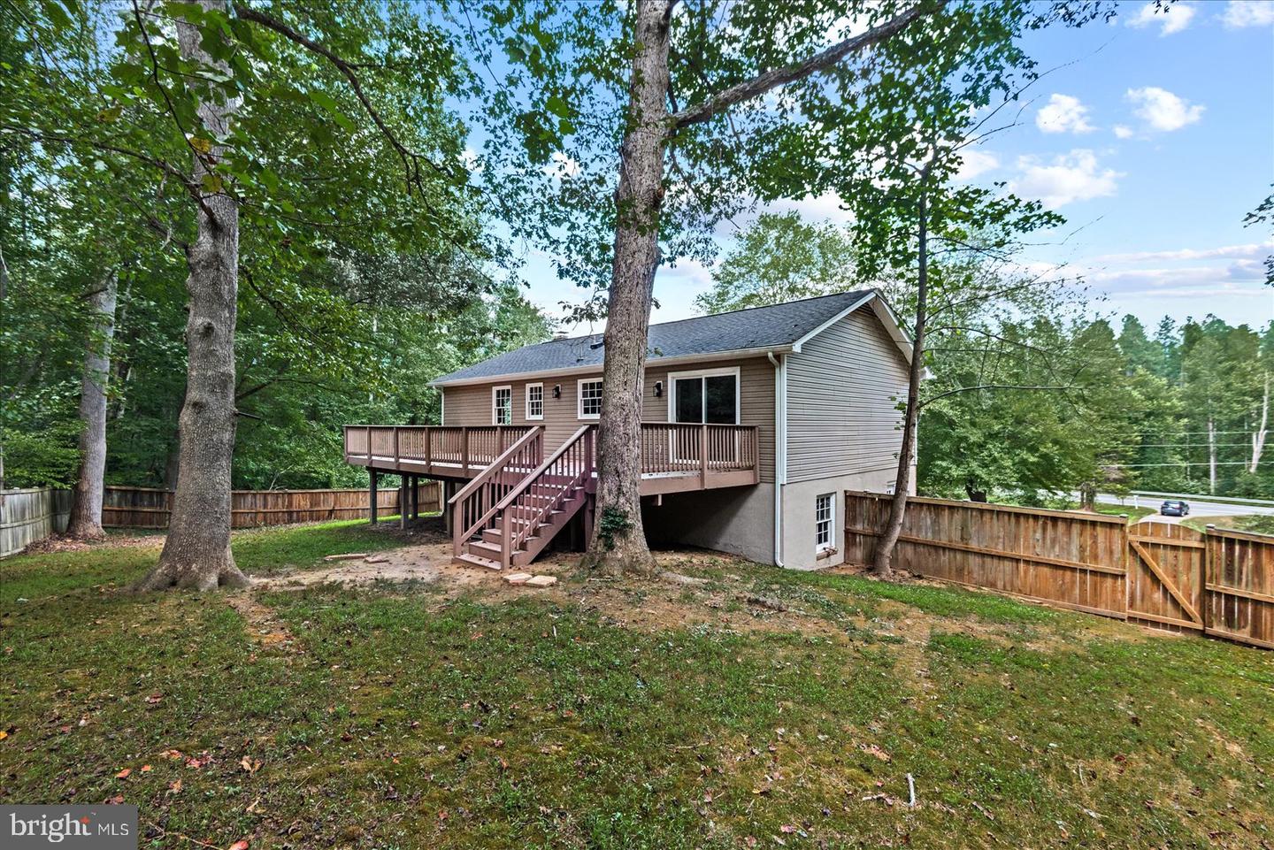 1655 GARRISONVILLE RD, STAFFORD, Virginia 22556, 3 Bedrooms Bedrooms, ,3 BathroomsBathrooms,Residential,For sale,1655 GARRISONVILLE RD,VAST2042666 MLS # VAST2042666