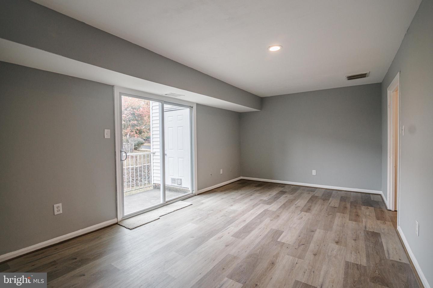 14404 COOL OAK LN, CENTREVILLE, Virginia 20121, 3 Bedrooms Bedrooms, ,3 BathroomsBathrooms,Residential,For sale,14404 COOL OAK LN,VAFX2267602 MLS # VAFX2267602 14404 COOL OAK LN, CENTREVILLE, Virginia 20121, 3 Bedrooms Bedrooms, ,3 BathroomsBathrooms,Residential,For sale,14404 COOL OAK LN,VAFX2267602 MLS # VAFX2267602