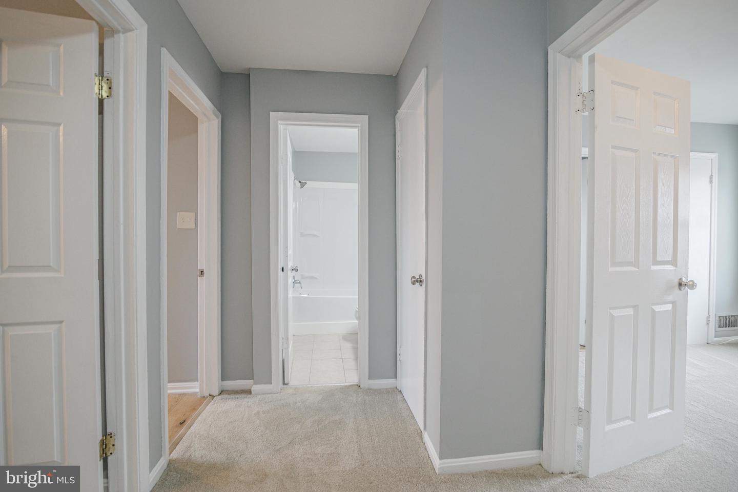 14404 COOL OAK LN, CENTREVILLE, Virginia 20121, 3 Bedrooms Bedrooms, ,3 BathroomsBathrooms,Residential,For sale,14404 COOL OAK LN,VAFX2267602 MLS # VAFX2267602 14404 COOL OAK LN, CENTREVILLE, Virginia 20121, 3 Bedrooms Bedrooms, ,3 BathroomsBathrooms,Residential,For sale,14404 COOL OAK LN,VAFX2267602 MLS # VAFX2267602