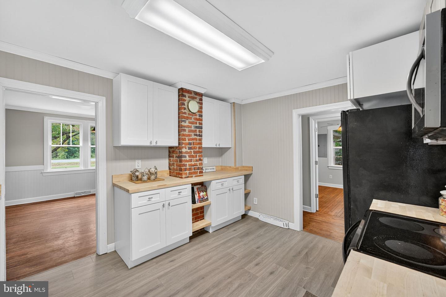 10048 DAHLGREN RD, KING GEORGE, Virginia 22485, 3 Bedrooms Bedrooms, ,2 BathroomsBathrooms,Residential,For sale,10048 DAHLGREN RD,VAKG2007048 MLS # VAKG2007048 10048 DAHLGREN RD, KING GEORGE, Virginia 22485, 3 Bedrooms Bedrooms, ,2 BathroomsBathrooms,Residential,For sale,10048 DAHLGREN RD,VAKG2007048 MLS # VAKG2007048