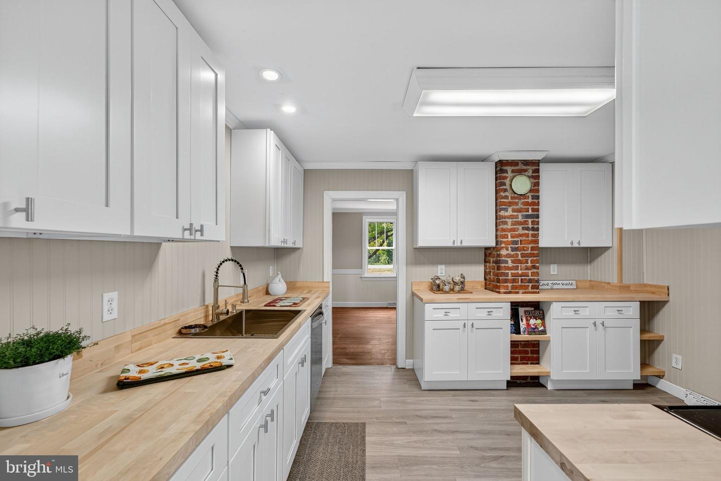 10048 DAHLGREN RD, KING GEORGE, Virginia 22485, 3 Bedrooms Bedrooms, ,2 BathroomsBathrooms,Residential,For sale,10048 DAHLGREN RD,VAKG2007048 MLS # VAKG2007048 10048 DAHLGREN RD, KING GEORGE, Virginia 22485, 3 Bedrooms Bedrooms, ,2 BathroomsBathrooms,Residential,For sale,10048 DAHLGREN RD,VAKG2007048 MLS # VAKG2007048