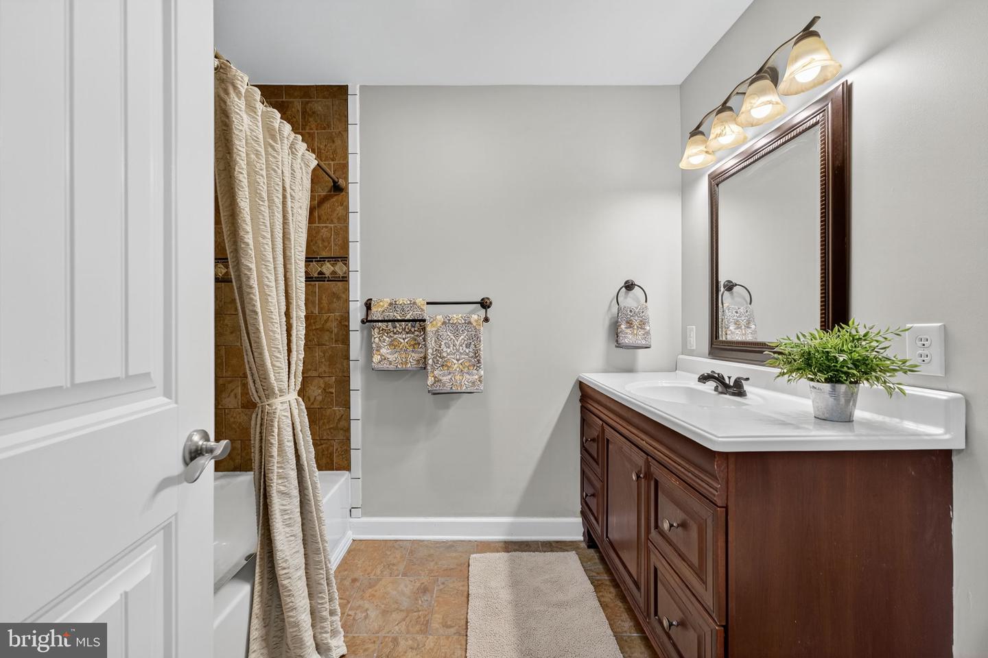 10048 DAHLGREN RD, KING GEORGE, Virginia 22485, 3 Bedrooms Bedrooms, ,2 BathroomsBathrooms,Residential,For sale,10048 DAHLGREN RD,VAKG2007048 MLS # VAKG2007048 10048 DAHLGREN RD, KING GEORGE, Virginia 22485, 3 Bedrooms Bedrooms, ,2 BathroomsBathrooms,Residential,For sale,10048 DAHLGREN RD,VAKG2007048 MLS # VAKG2007048