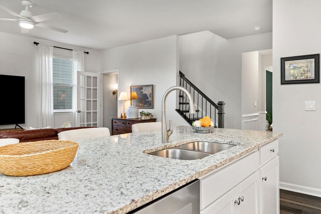 411 STONEWALL JACKSON BLVD, STAUNTON, Virginia 24401, 5 Bedrooms Bedrooms, ,2 BathroomsBathrooms,Residential,411 STONEWALL JACKSON BLVD,670655 MLS # 670655 411 STONEWALL JACKSON BLVD, STAUNTON, Virginia 24401, 5 Bedrooms Bedrooms, ,2 BathroomsBathrooms,Residential,411 STONEWALL JACKSON BLVD,670655 MLS # 670655