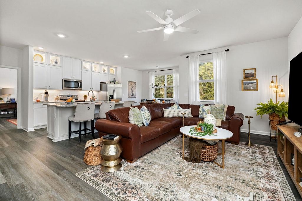 411 STONEWALL JACKSON BLVD, STAUNTON, Virginia 24401, 5 Bedrooms Bedrooms, ,2 BathroomsBathrooms,Residential,411 STONEWALL JACKSON BLVD,670655 MLS # 670655 411 STONEWALL JACKSON BLVD, STAUNTON, Virginia 24401, 5 Bedrooms Bedrooms, ,2 BathroomsBathrooms,Residential,411 STONEWALL JACKSON BLVD,670655 MLS # 670655