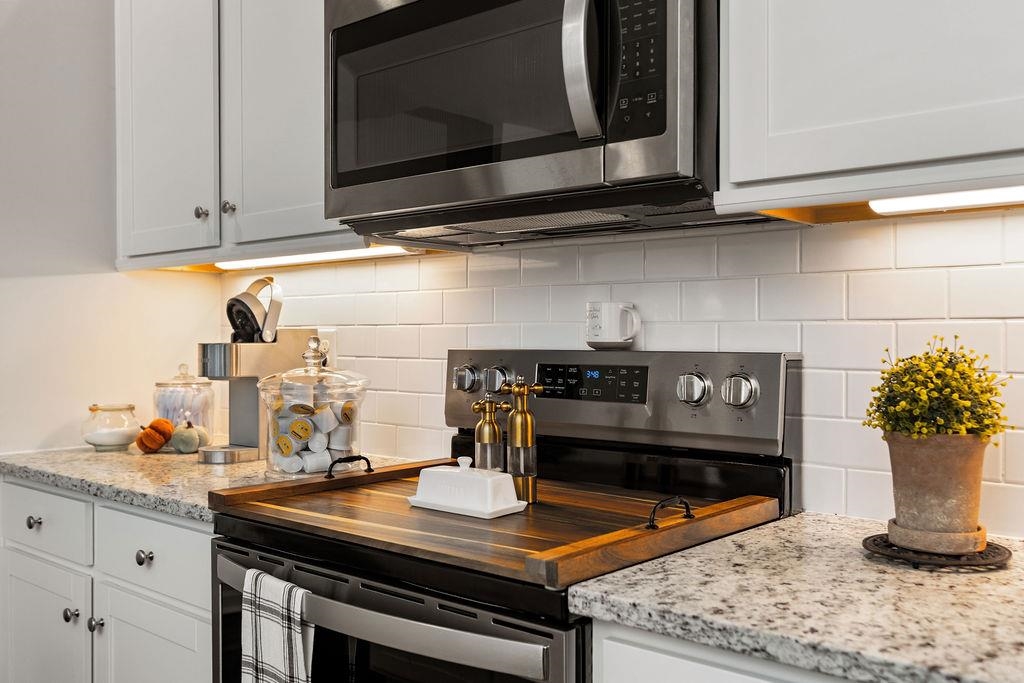 411 STONEWALL JACKSON BLVD, STAUNTON, Virginia 24401, 5 Bedrooms Bedrooms, ,2 BathroomsBathrooms,Residential,411 STONEWALL JACKSON BLVD,670655 MLS # 670655 411 STONEWALL JACKSON BLVD, STAUNTON, Virginia 24401, 5 Bedrooms Bedrooms, ,2 BathroomsBathrooms,Residential,411 STONEWALL JACKSON BLVD,670655 MLS # 670655