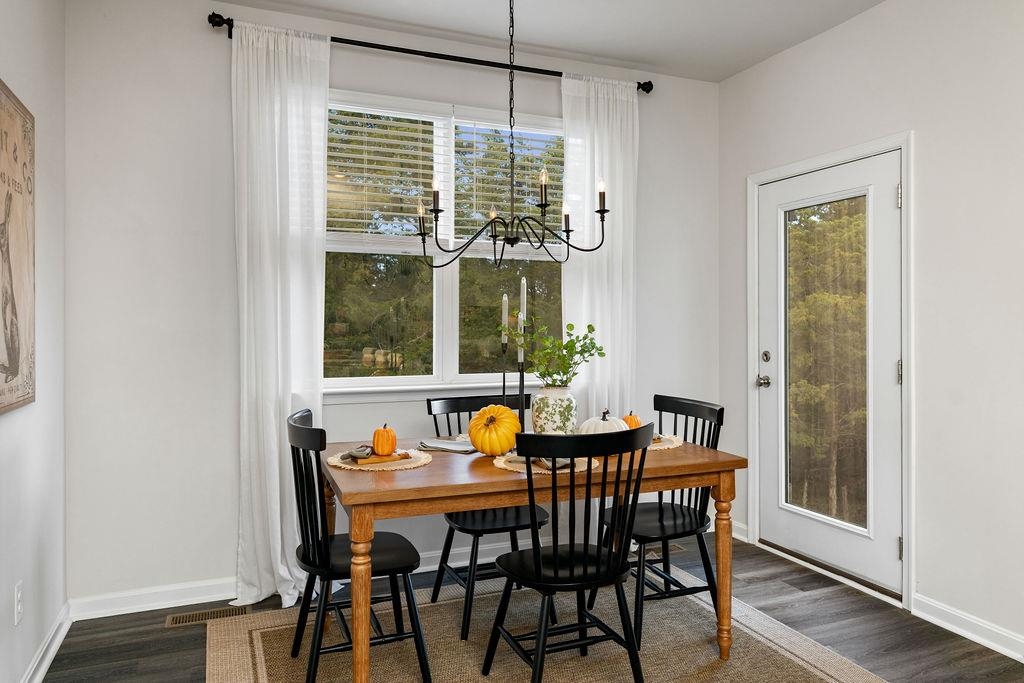 411 STONEWALL JACKSON BLVD, STAUNTON, Virginia 24401, 5 Bedrooms Bedrooms, ,2 BathroomsBathrooms,Residential,411 STONEWALL JACKSON BLVD,670655 MLS # 670655 411 STONEWALL JACKSON BLVD, STAUNTON, Virginia 24401, 5 Bedrooms Bedrooms, ,2 BathroomsBathrooms,Residential,411 STONEWALL JACKSON BLVD,670655 MLS # 670655