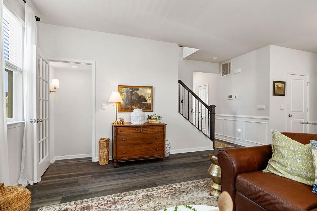 411 STONEWALL JACKSON BLVD, STAUNTON, Virginia 24401, 5 Bedrooms Bedrooms, ,2 BathroomsBathrooms,Residential,411 STONEWALL JACKSON BLVD,670655 MLS # 670655 411 STONEWALL JACKSON BLVD, STAUNTON, Virginia 24401, 5 Bedrooms Bedrooms, ,2 BathroomsBathrooms,Residential,411 STONEWALL JACKSON BLVD,670655 MLS # 670655