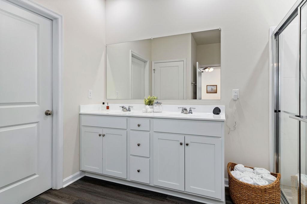 411 STONEWALL JACKSON BLVD, STAUNTON, Virginia 24401, 5 Bedrooms Bedrooms, ,2 BathroomsBathrooms,Residential,411 STONEWALL JACKSON BLVD,670655 MLS # 670655 411 STONEWALL JACKSON BLVD, STAUNTON, Virginia 24401, 5 Bedrooms Bedrooms, ,2 BathroomsBathrooms,Residential,411 STONEWALL JACKSON BLVD,670655 MLS # 670655