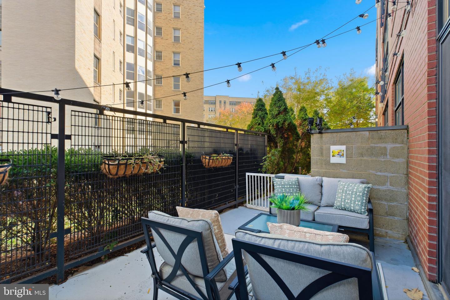 1654 EUCLID ST NW #102, WASHINGTON, District Of Columbia 20009, 2 Bedrooms Bedrooms, ,2 BathroomsBathrooms,Residential,For sale,1654 EUCLID ST NW #102,DCDC2224154 MLS # DCDC2224154