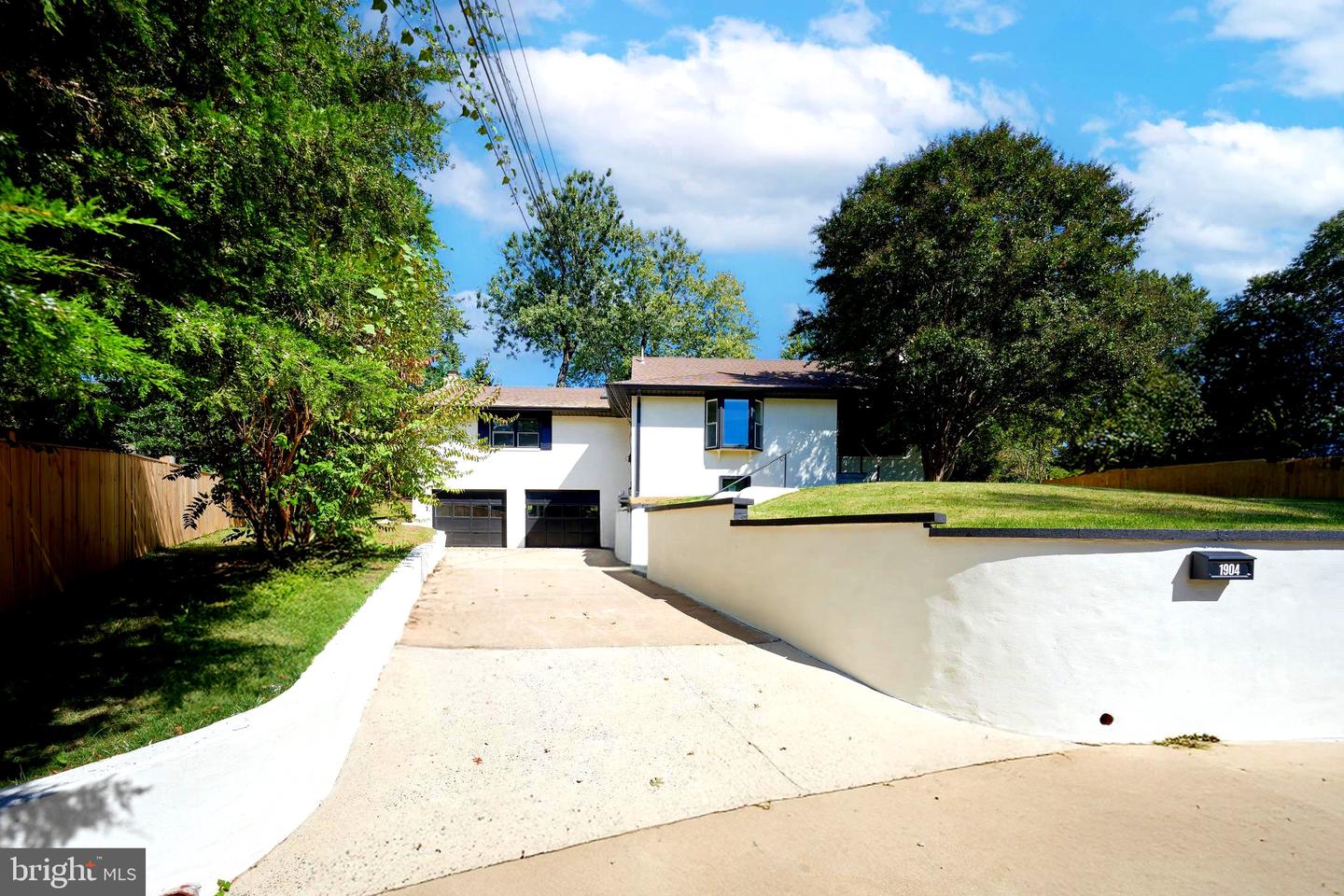 1904 LAMSON PL, MCLEAN, Virginia 22101, 6 Bedrooms Bedrooms, ,4 BathroomsBathrooms,Residential,For sale,1904 LAMSON PL,VAFX2270298 MLS # VAFX2270298