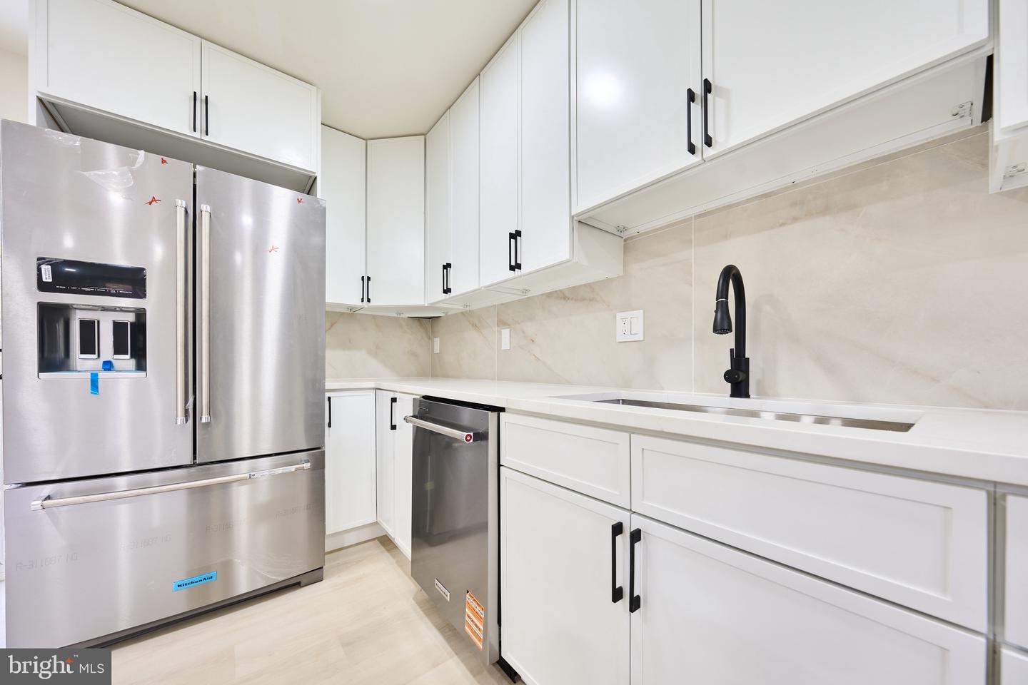 1904 LAMSON PL, MCLEAN, Virginia 22101, 6 Bedrooms Bedrooms, ,4 BathroomsBathrooms,Residential,For sale,1904 LAMSON PL,VAFX2270298 MLS # VAFX2270298