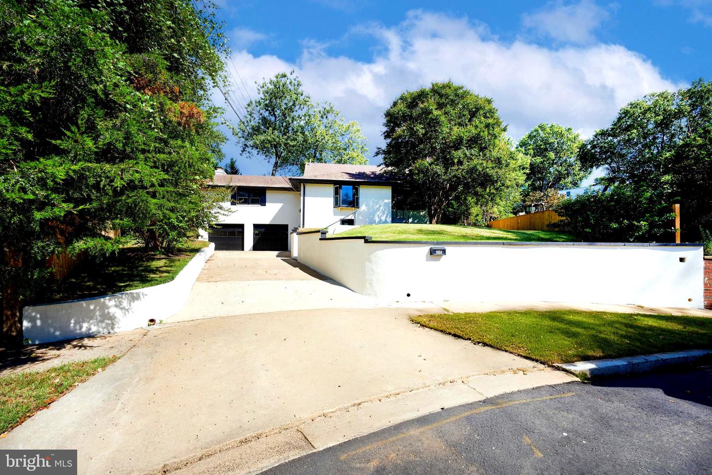 1904 LAMSON PL, MCLEAN, Virginia 22101, 6 Bedrooms Bedrooms, ,4 BathroomsBathrooms,Residential,For sale,1904 LAMSON PL,VAFX2270298 MLS # VAFX2270298