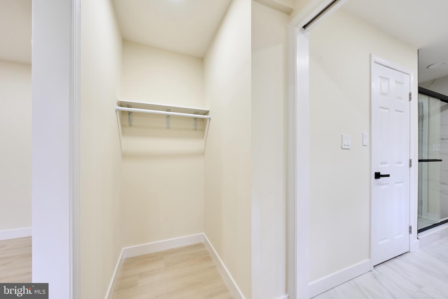 1904 LAMSON PL, MCLEAN, Virginia 22101, 6 Bedrooms Bedrooms, ,4 BathroomsBathrooms,Residential,For sale,1904 LAMSON PL,VAFX2270298 MLS # VAFX2270298