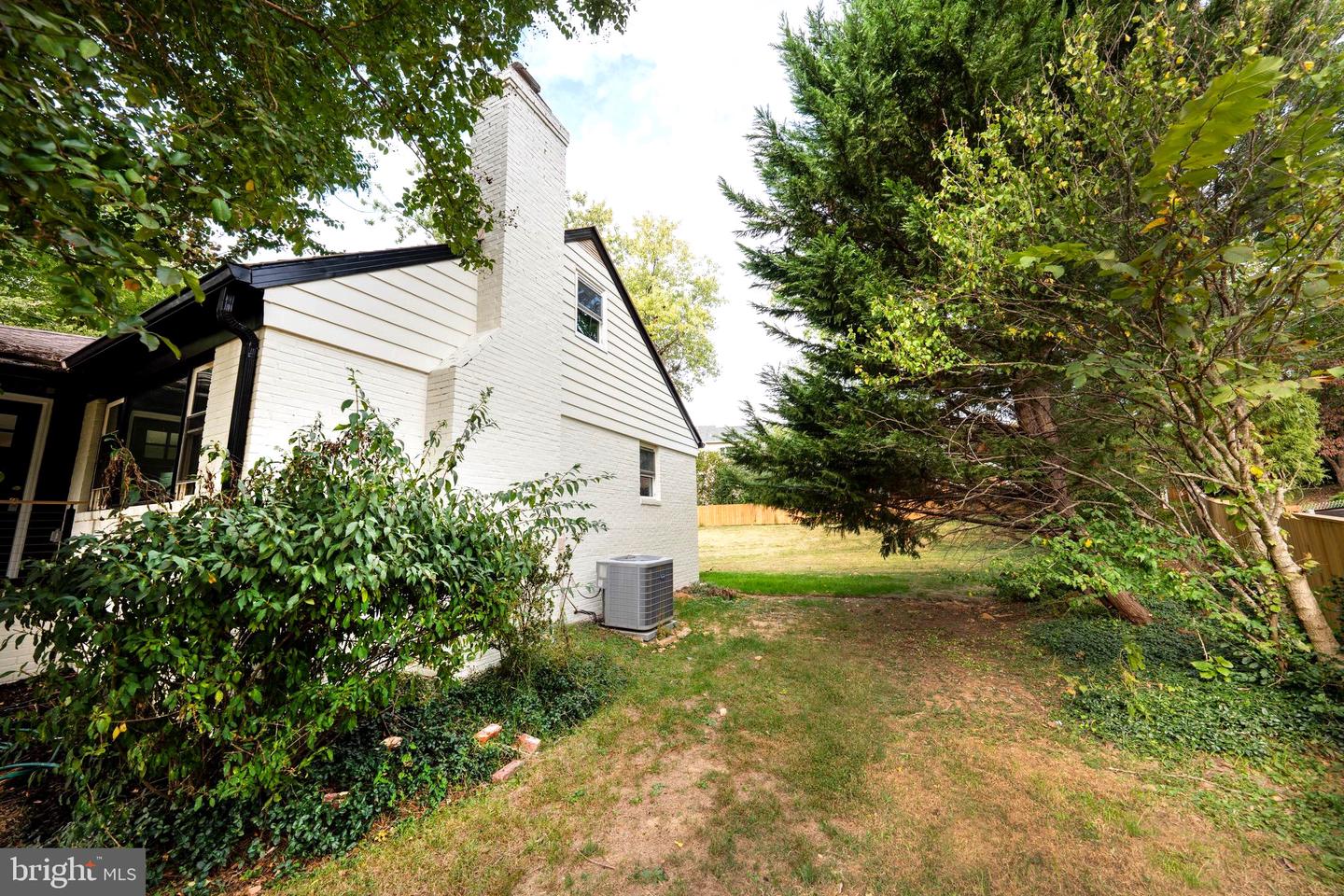 1904 LAMSON PL, MCLEAN, Virginia 22101, 6 Bedrooms Bedrooms, ,4 BathroomsBathrooms,Residential,For sale,1904 LAMSON PL,VAFX2270298 MLS # VAFX2270298