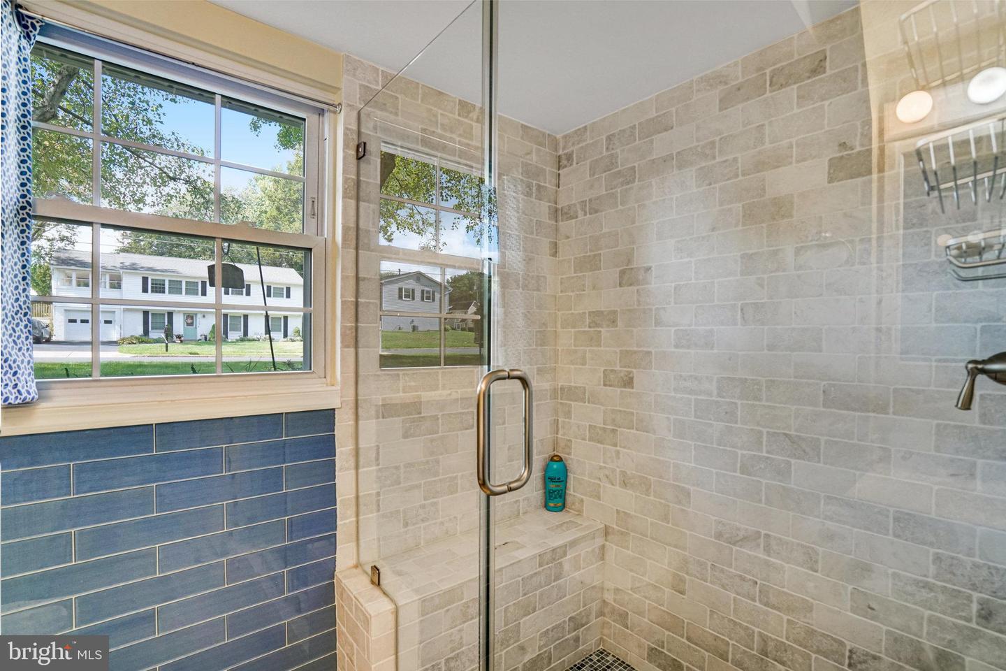 6109 LARKSPUR DR, ALEXANDRIA, Virginia 22310, 4 Bedrooms Bedrooms, ,3 BathroomsBathrooms,Residential,For sale,6109 LARKSPUR DR,VAFX2272962 MLS # VAFX2272962