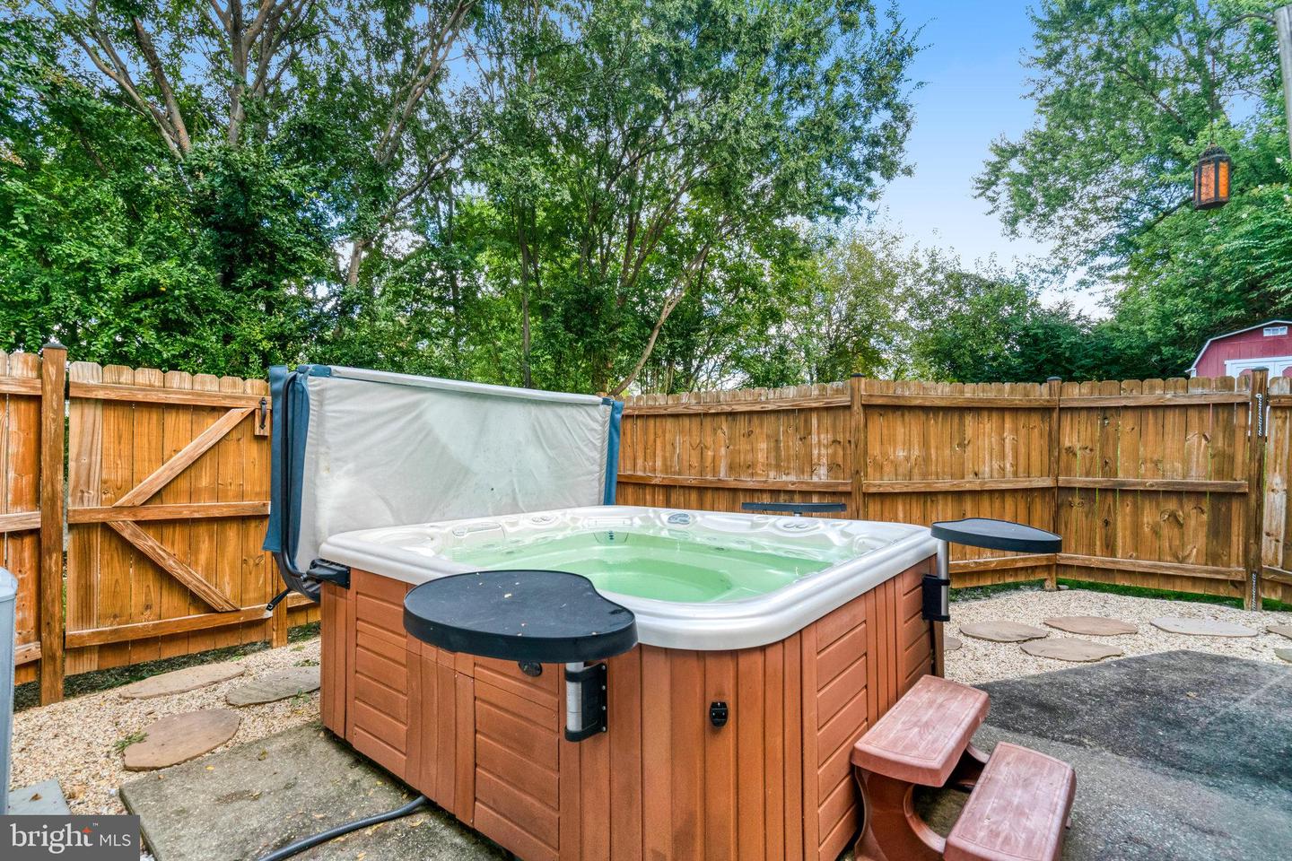 6109 LARKSPUR DR, ALEXANDRIA, Virginia 22310, 4 Bedrooms Bedrooms, ,3 BathroomsBathrooms,Residential,For sale,6109 LARKSPUR DR,VAFX2272962 MLS # VAFX2272962