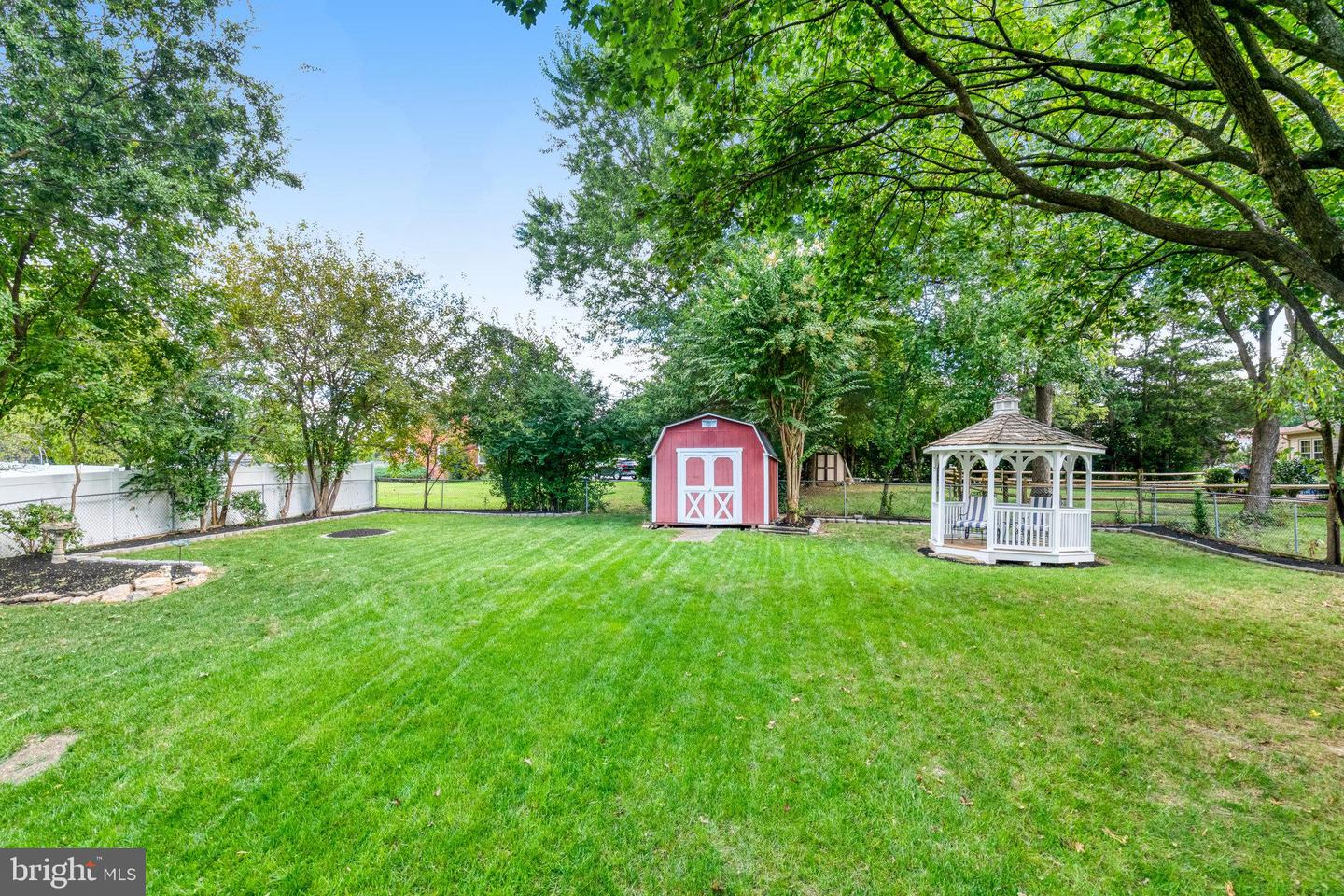 6109 LARKSPUR DR, ALEXANDRIA, Virginia 22310, 4 Bedrooms Bedrooms, ,3 BathroomsBathrooms,Residential,For sale,6109 LARKSPUR DR,VAFX2272962 MLS # VAFX2272962