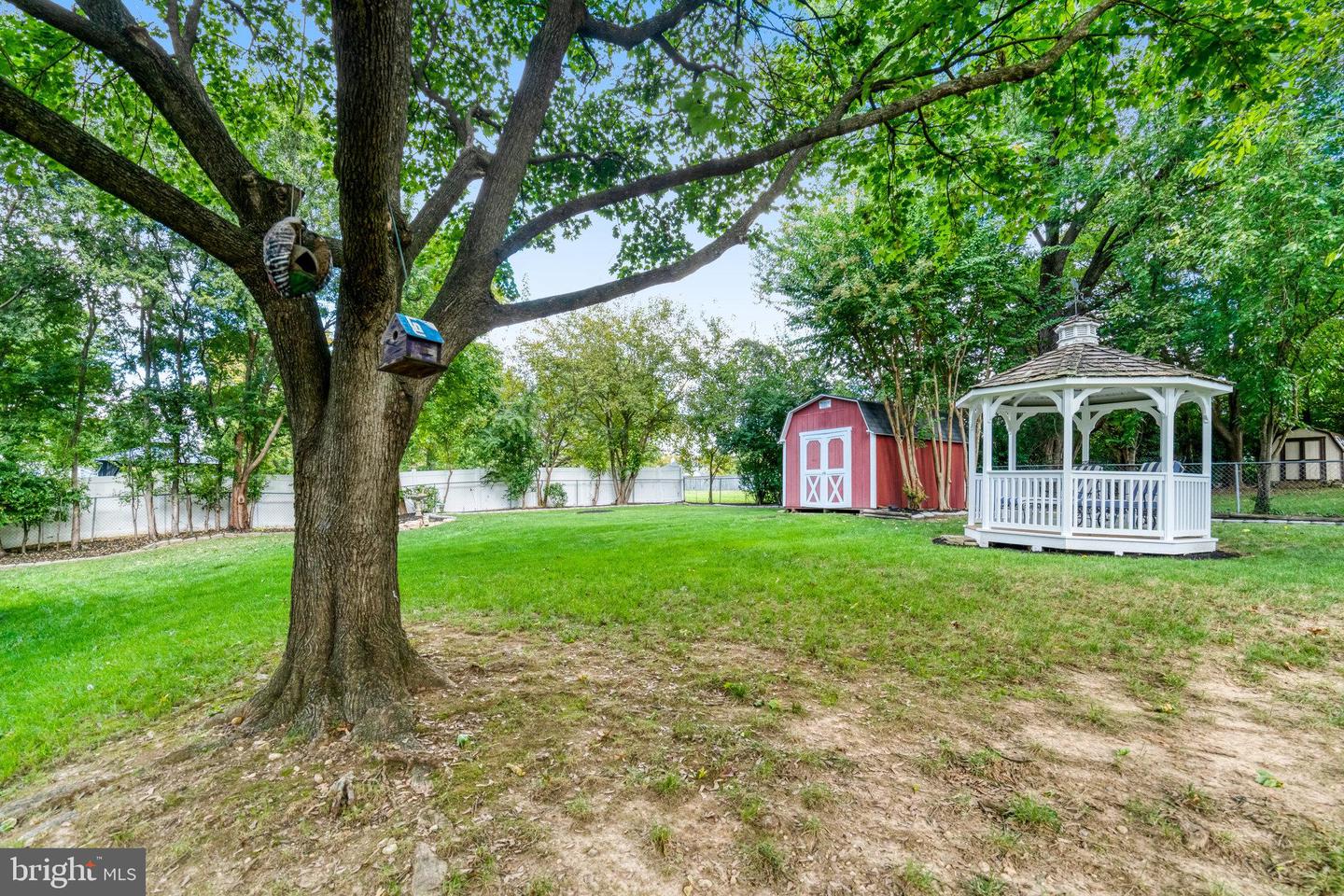 6109 LARKSPUR DR, ALEXANDRIA, Virginia 22310, 4 Bedrooms Bedrooms, ,3 BathroomsBathrooms,Residential,For sale,6109 LARKSPUR DR,VAFX2272962 MLS # VAFX2272962