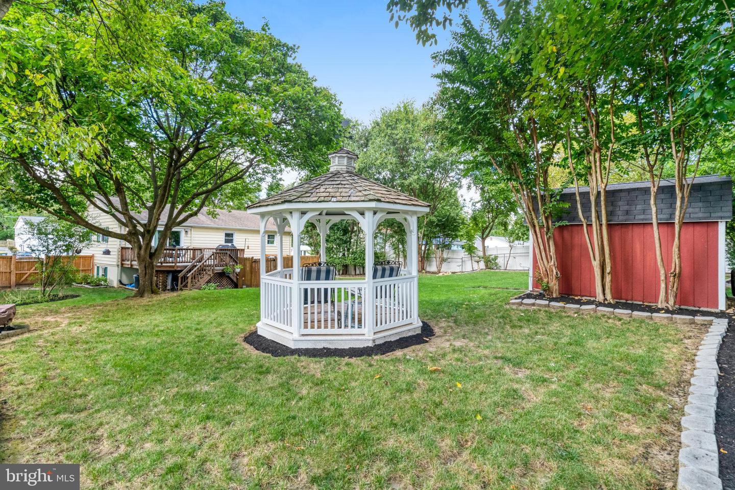 6109 LARKSPUR DR, ALEXANDRIA, Virginia 22310, 4 Bedrooms Bedrooms, ,3 BathroomsBathrooms,Residential,For sale,6109 LARKSPUR DR,VAFX2272962 MLS # VAFX2272962