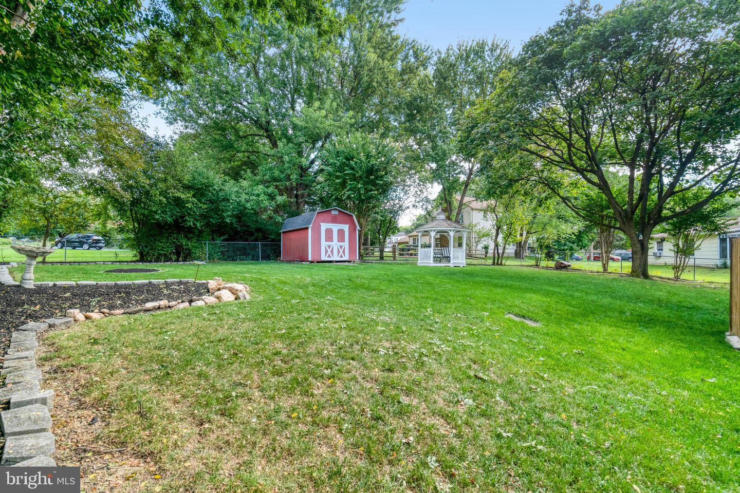 6109 LARKSPUR DR, ALEXANDRIA, Virginia 22310, 4 Bedrooms Bedrooms, ,3 BathroomsBathrooms,Residential,For sale,6109 LARKSPUR DR,VAFX2272962 MLS # VAFX2272962