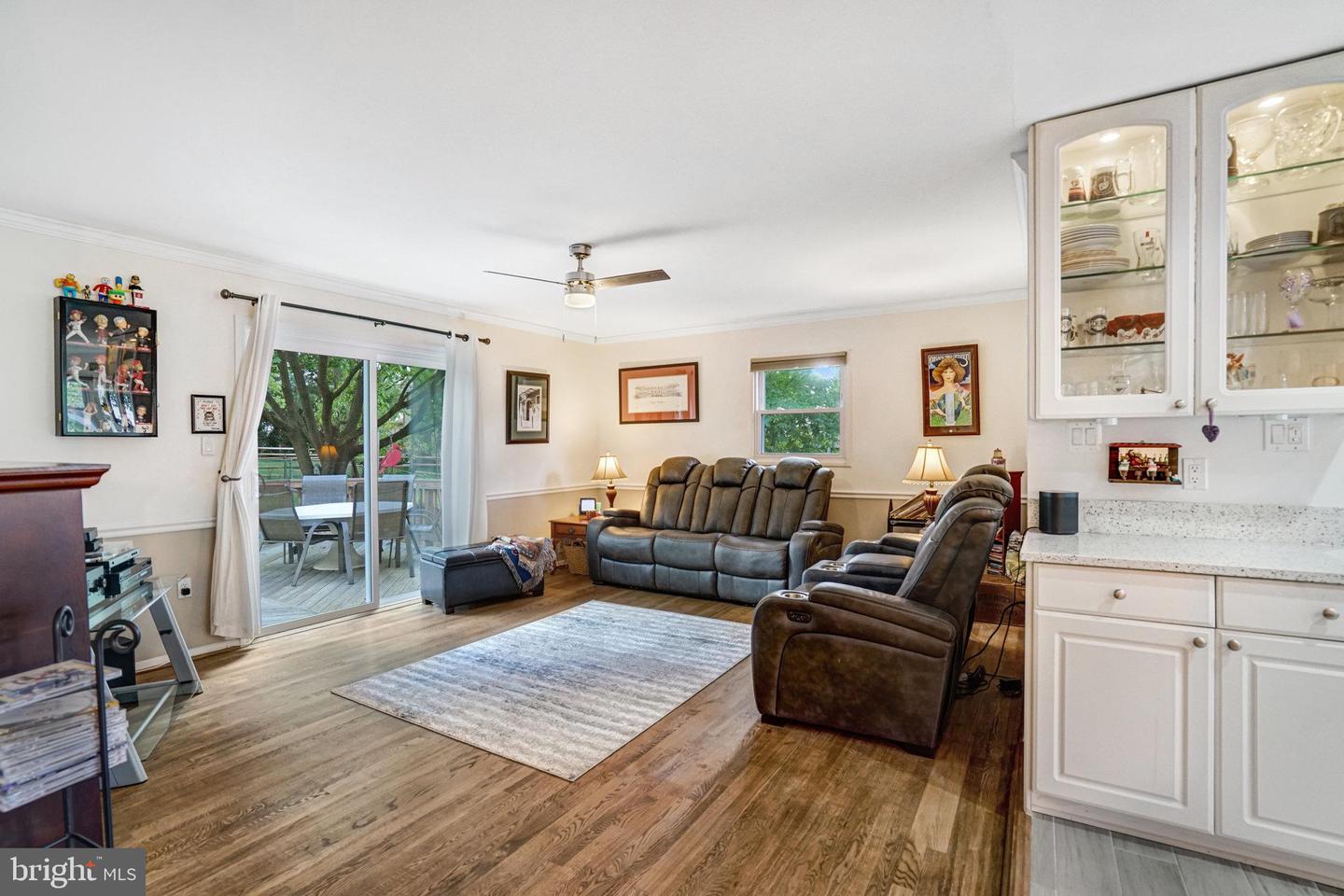 6109 LARKSPUR DR, ALEXANDRIA, Virginia 22310, 4 Bedrooms Bedrooms, ,3 BathroomsBathrooms,Residential,For sale,6109 LARKSPUR DR,VAFX2272962 MLS # VAFX2272962