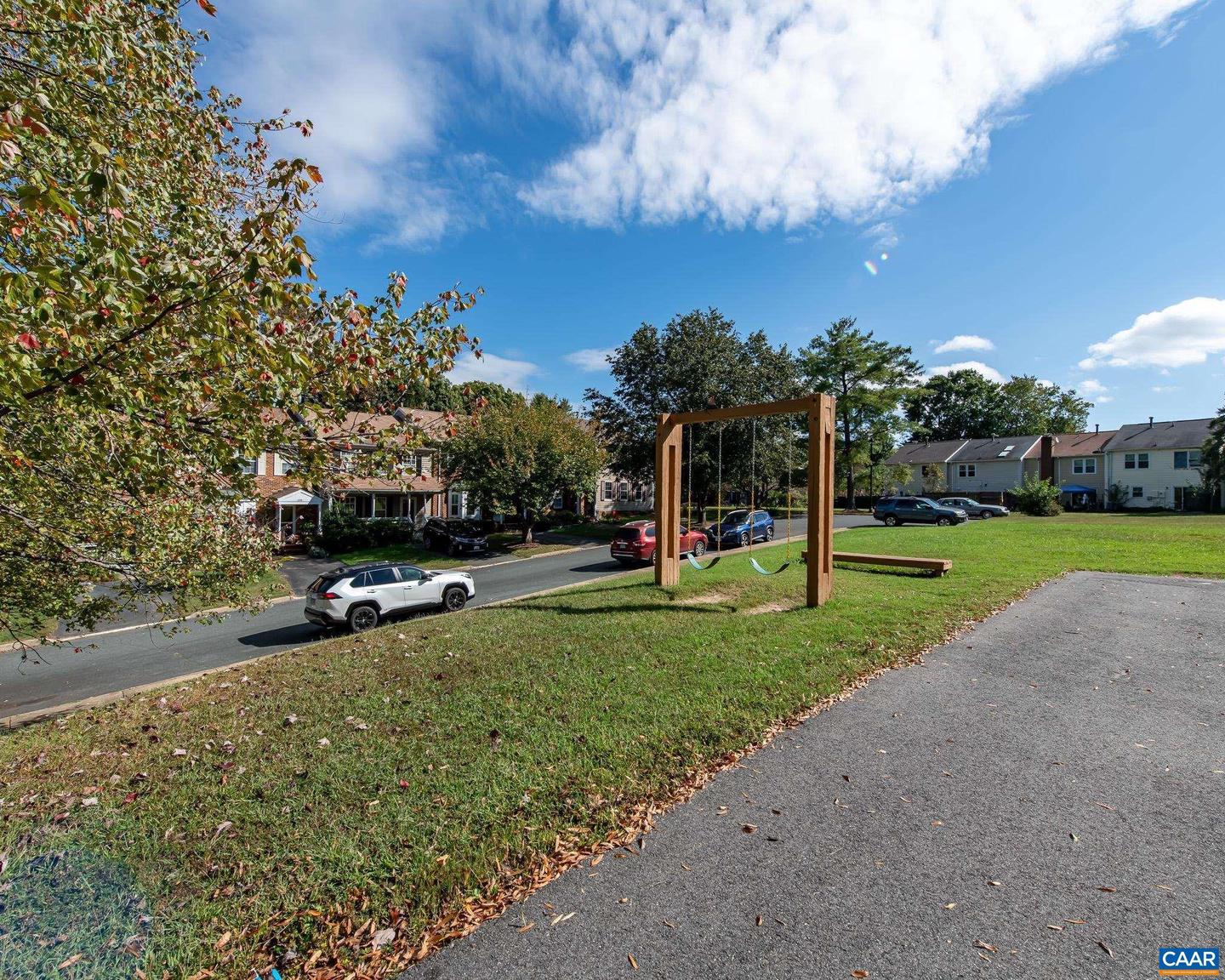 1421 MINOR RIDGE CT, CHARLOTTESVILLE, Virginia 22901, 3 Bedrooms Bedrooms, ,1 BathroomBathrooms,Residential,For sale,1421 MINOR RIDGE CT,669738 MLS # 669738 1421 MINOR RIDGE CT, CHARLOTTESVILLE, Virginia 22901, 3 Bedrooms Bedrooms, ,1 BathroomBathrooms,Residential,For sale,1421 MINOR RIDGE CT,669738 MLS # 669738