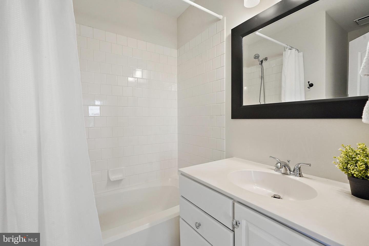 1730 OSAGE ST, ALEXANDRIA, Virginia 22302, 2 Bedrooms Bedrooms, ,2 BathroomsBathrooms,Residential,For sale,1730 OSAGE ST,VAAX2050662 MLS # VAAX2050662 1730 OSAGE ST, ALEXANDRIA, Virginia 22302, 2 Bedrooms Bedrooms, ,2 BathroomsBathrooms,Residential,For sale,1730 OSAGE ST,VAAX2050662 MLS # VAAX2050662