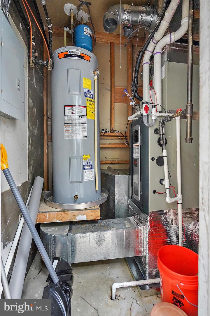 1730 OSAGE ST, ALEXANDRIA, Virginia 22302, 2 Bedrooms Bedrooms, ,2 BathroomsBathrooms,Residential,For sale,1730 OSAGE ST,VAAX2050662 MLS # VAAX2050662 1730 OSAGE ST, ALEXANDRIA, Virginia 22302, 2 Bedrooms Bedrooms, ,2 BathroomsBathrooms,Residential,For sale,1730 OSAGE ST,VAAX2050662 MLS # VAAX2050662