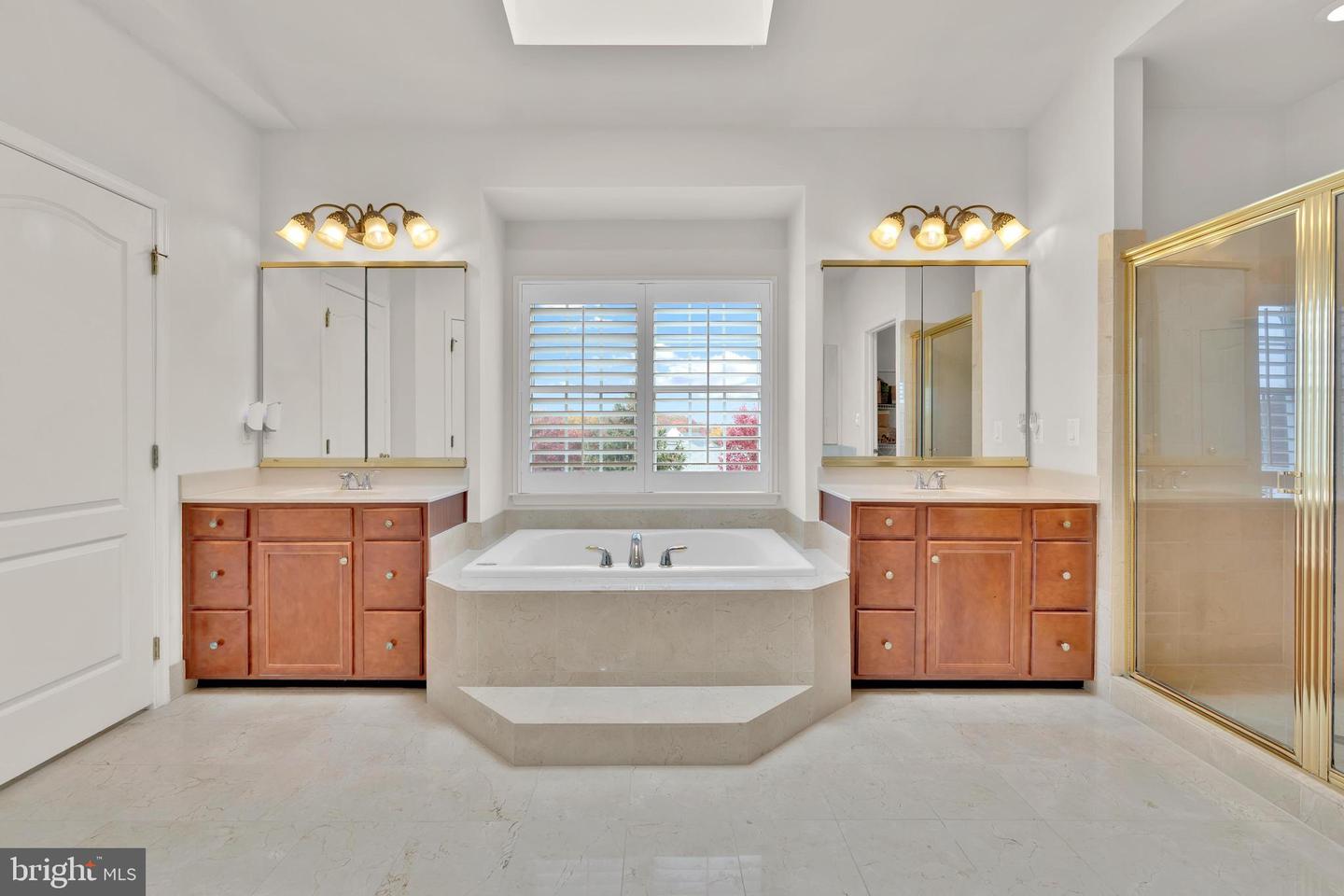 19685 STANFORD HALL PL, ASHBURN, Virginia 20147, 5 Bedrooms Bedrooms, ,4 BathroomsBathrooms,Residential,For sale,19685 STANFORD HALL PL,VALO2108500 MLS # VALO2108500