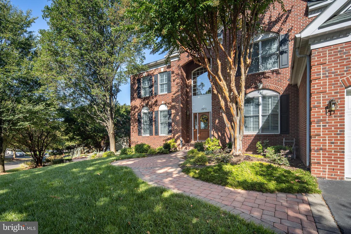 19685 STANFORD HALL PL, ASHBURN, Virginia 20147, 5 Bedrooms Bedrooms, ,4 BathroomsBathrooms,Residential,For sale,19685 STANFORD HALL PL,VALO2108500 MLS # VALO2108500