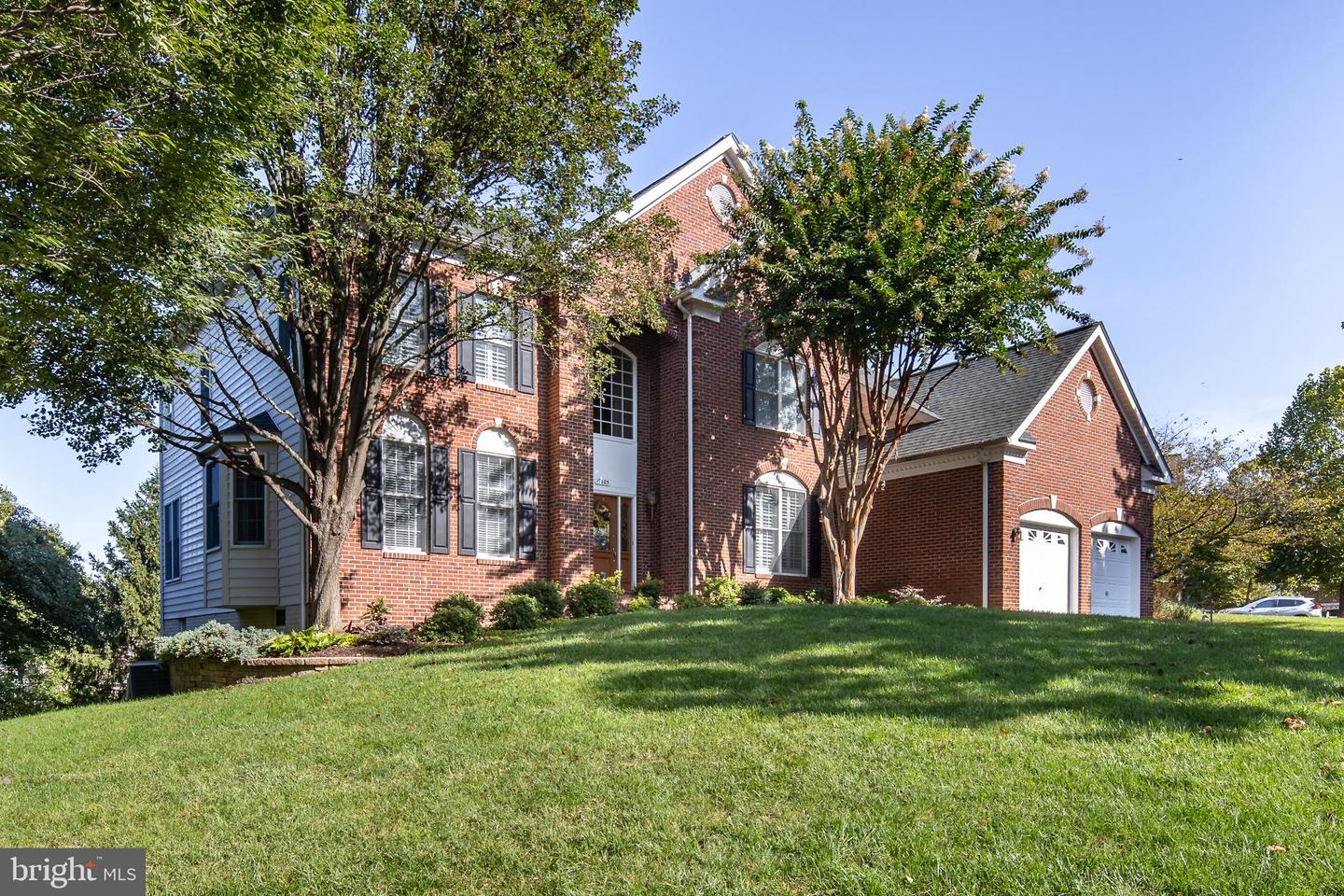 19685 STANFORD HALL PL, ASHBURN, Virginia 20147, 5 Bedrooms Bedrooms, ,4 BathroomsBathrooms,Residential,For sale,19685 STANFORD HALL PL,VALO2108500 MLS # VALO2108500