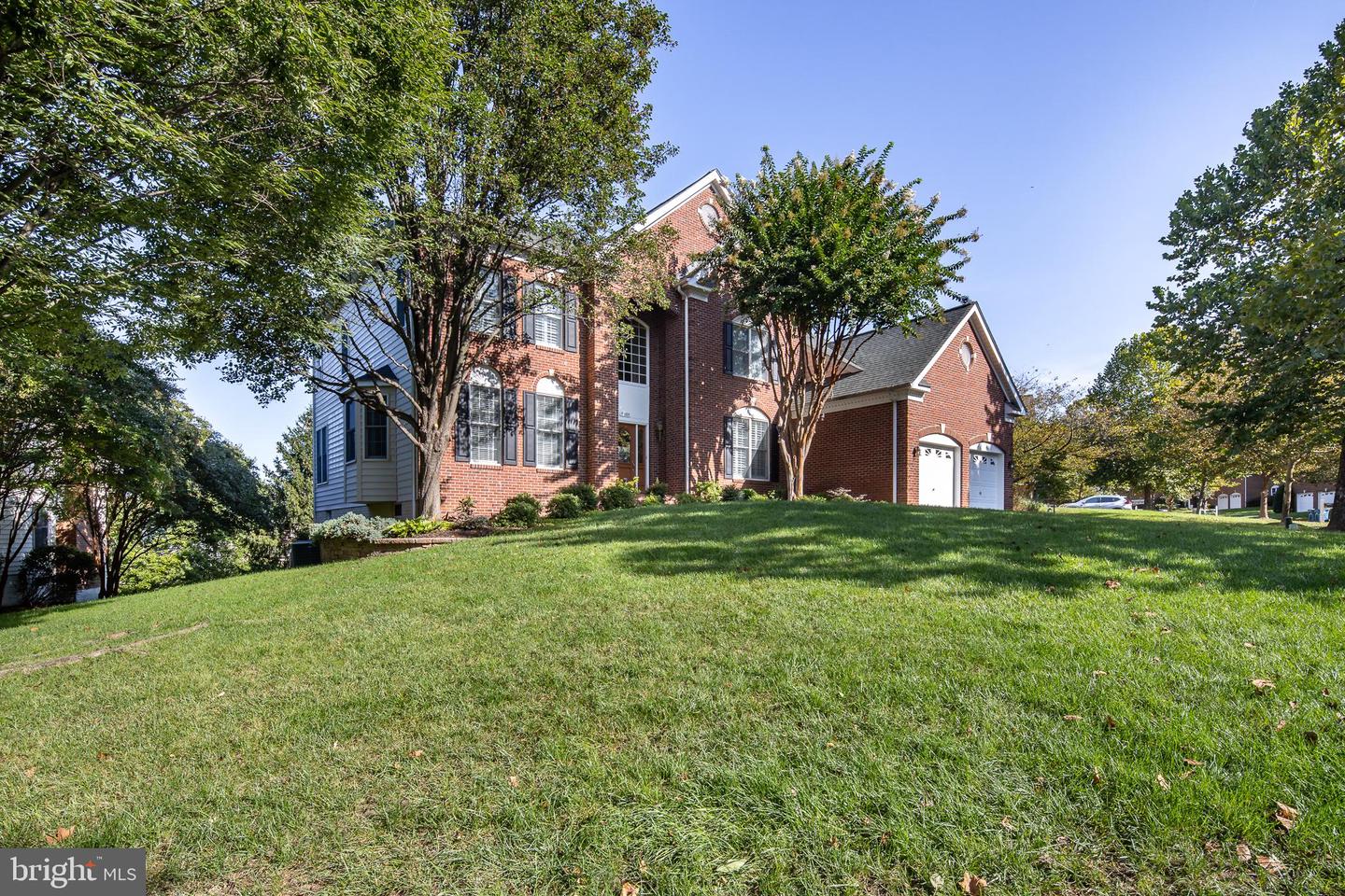 19685 STANFORD HALL PL, ASHBURN, Virginia 20147, 5 Bedrooms Bedrooms, ,4 BathroomsBathrooms,Residential,For sale,19685 STANFORD HALL PL,VALO2108500 MLS # VALO2108500