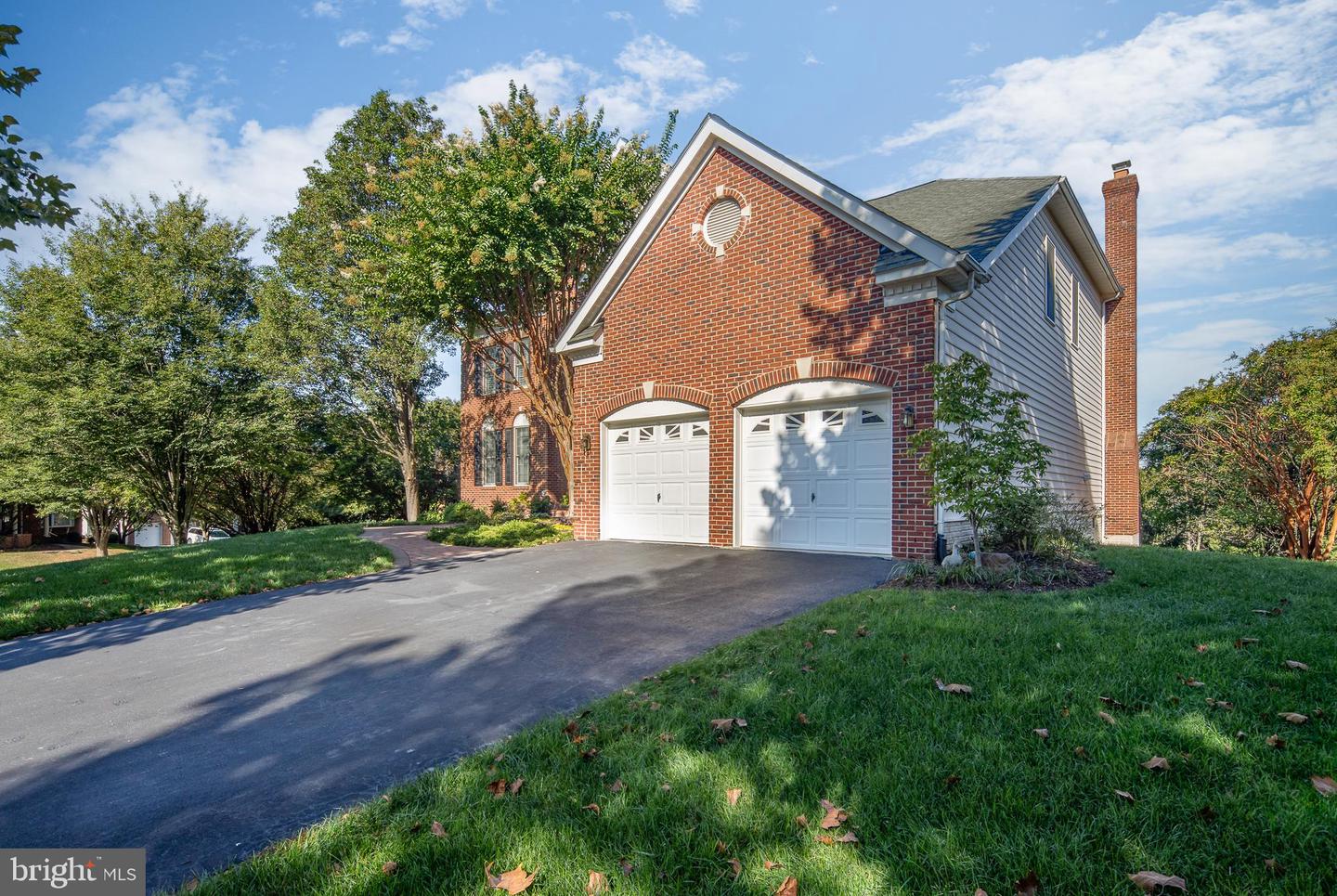 19685 STANFORD HALL PL, ASHBURN, Virginia 20147, 5 Bedrooms Bedrooms, ,4 BathroomsBathrooms,Residential,For sale,19685 STANFORD HALL PL,VALO2108500 MLS # VALO2108500