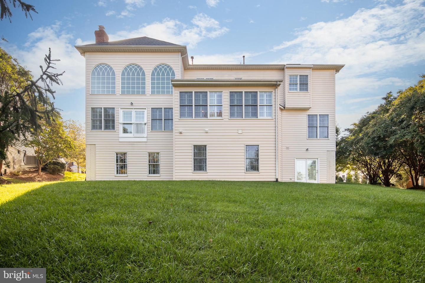 19685 STANFORD HALL PL, ASHBURN, Virginia 20147, 5 Bedrooms Bedrooms, ,4 BathroomsBathrooms,Residential,For sale,19685 STANFORD HALL PL,VALO2108500 MLS # VALO2108500