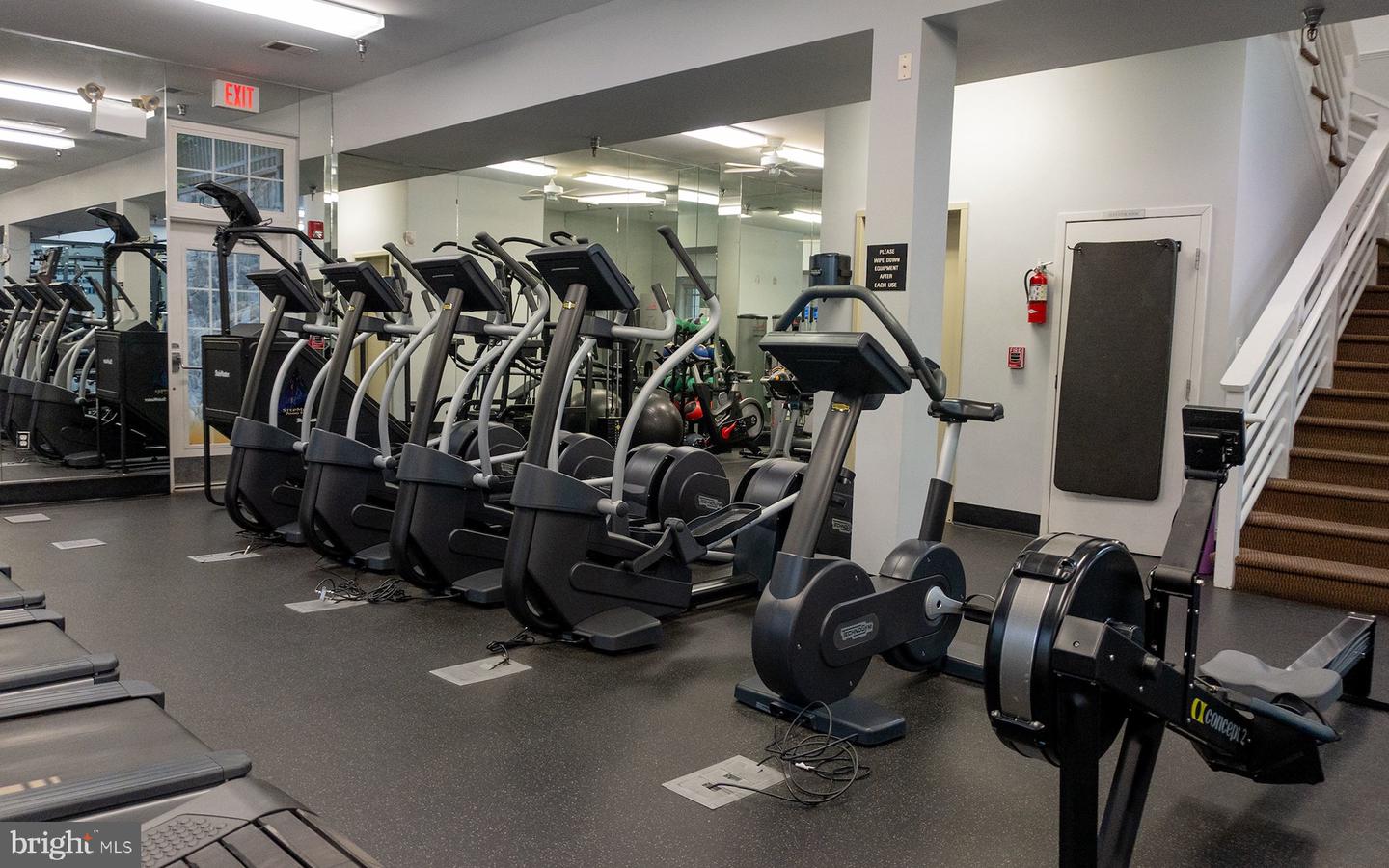 19685 STANFORD HALL PL, ASHBURN, Virginia 20147, 5 Bedrooms Bedrooms, ,4 BathroomsBathrooms,Residential,For sale,19685 STANFORD HALL PL,VALO2108500 MLS # VALO2108500