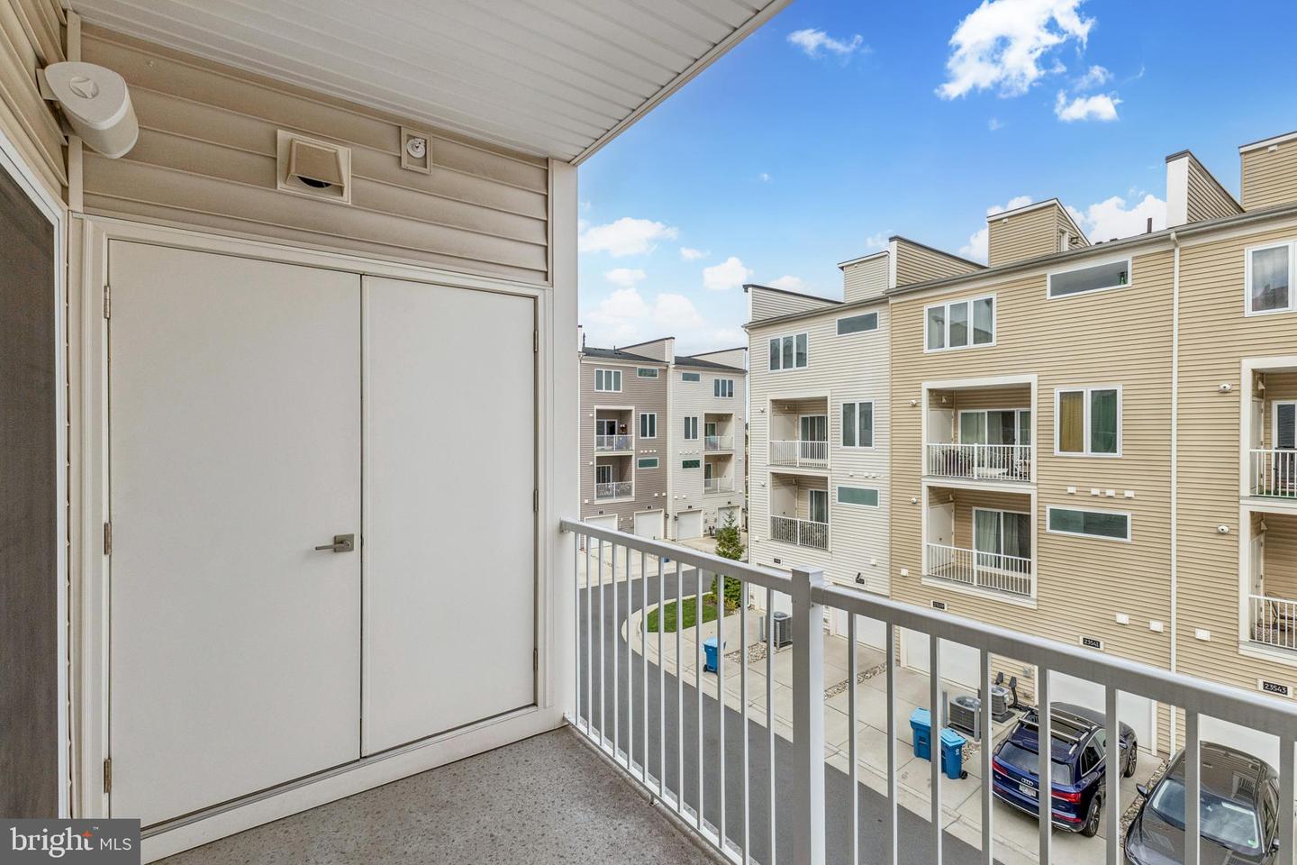 43186 MONGOLD SQ, ASHBURN, Virginia 20148, 3 Bedrooms Bedrooms, ,2 BathroomsBathrooms,Residential,For sale,43186 MONGOLD SQ,VALO2108574 MLS # VALO2108574 43186 MONGOLD SQ, ASHBURN, Virginia 20148, 3 Bedrooms Bedrooms, ,2 BathroomsBathrooms,Residential,For sale,43186 MONGOLD SQ,VALO2108574 MLS # VALO2108574