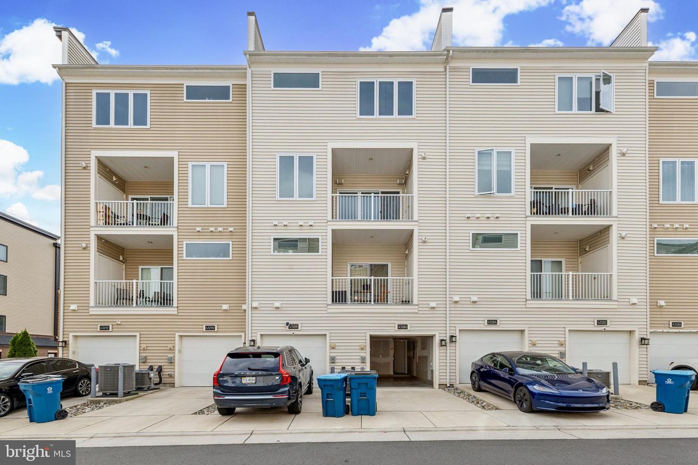 43186 MONGOLD SQ, ASHBURN, Virginia 20148, 3 Bedrooms Bedrooms, ,2 BathroomsBathrooms,Residential,For sale,43186 MONGOLD SQ,VALO2108574 MLS # VALO2108574 43186 MONGOLD SQ, ASHBURN, Virginia 20148, 3 Bedrooms Bedrooms, ,2 BathroomsBathrooms,Residential,For sale,43186 MONGOLD SQ,VALO2108574 MLS # VALO2108574