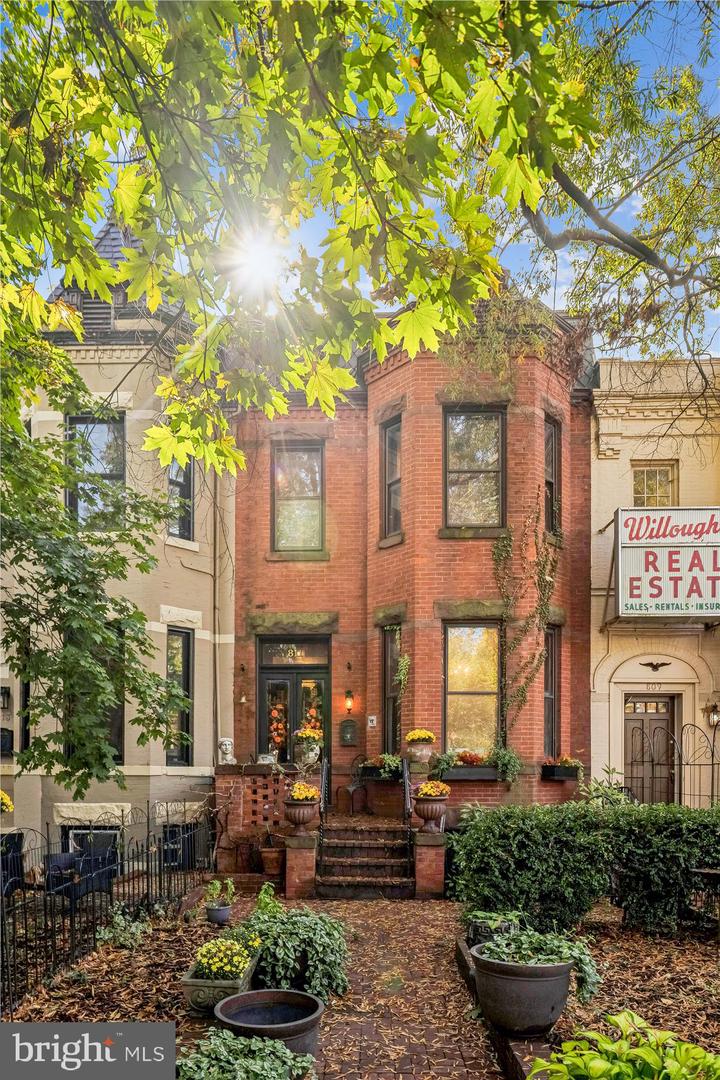 811 MASSACHUSETTS AVE NE, WASHINGTON, District Of Columbia 20002, 5 Bedrooms Bedrooms, ,4 BathroomsBathrooms,Residential,For sale,811 MASSACHUSETTS AVE NE,DCDC2226548 MLS # DCDC2226548 811 MASSACHUSETTS AVE NE, WASHINGTON, District Of Columbia 20002, 5 Bedrooms Bedrooms, ,4 BathroomsBathrooms,Residential,For sale,811 MASSACHUSETTS AVE NE,DCDC2226548 MLS # DCDC2226548