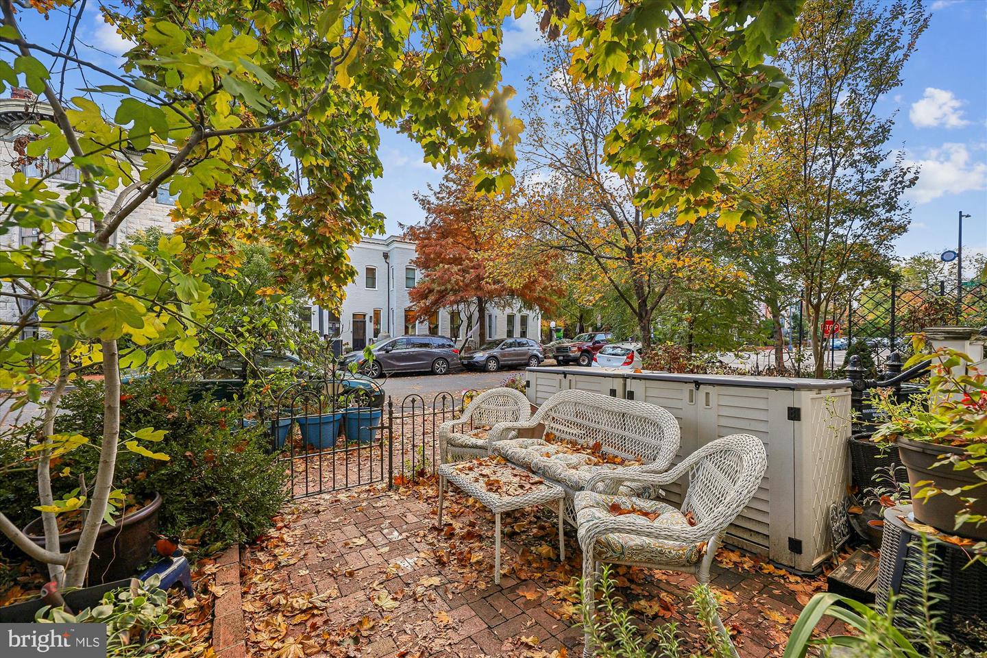 811 MASSACHUSETTS AVE NE, WASHINGTON, District Of Columbia 20002, 5 Bedrooms Bedrooms, ,4 BathroomsBathrooms,Residential,For sale,811 MASSACHUSETTS AVE NE,DCDC2226548 MLS # DCDC2226548 811 MASSACHUSETTS AVE NE, WASHINGTON, District Of Columbia 20002, 5 Bedrooms Bedrooms, ,4 BathroomsBathrooms,Residential,For sale,811 MASSACHUSETTS AVE NE,DCDC2226548 MLS # DCDC2226548