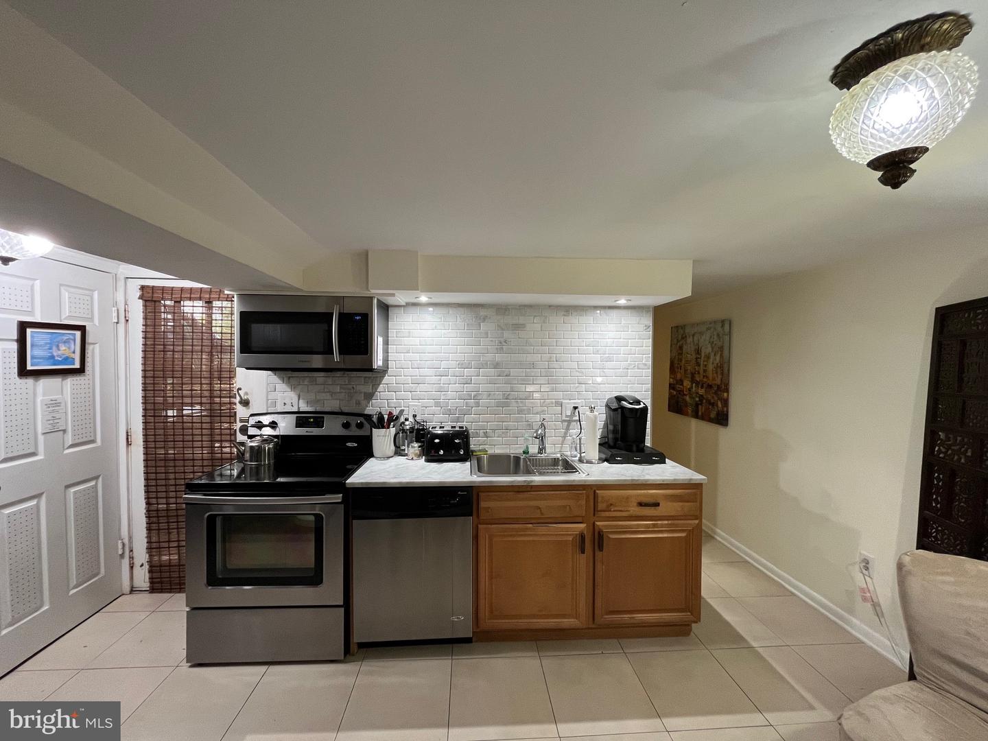 811 MASSACHUSETTS AVE NE, WASHINGTON, District Of Columbia 20002, 5 Bedrooms Bedrooms, ,4 BathroomsBathrooms,Residential,For sale,811 MASSACHUSETTS AVE NE,DCDC2226548 MLS # DCDC2226548 811 MASSACHUSETTS AVE NE, WASHINGTON, District Of Columbia 20002, 5 Bedrooms Bedrooms, ,4 BathroomsBathrooms,Residential,For sale,811 MASSACHUSETTS AVE NE,DCDC2226548 MLS # DCDC2226548